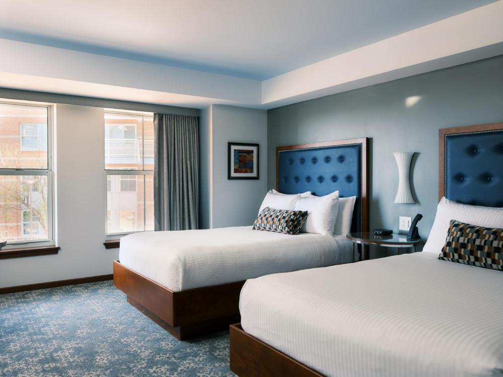 Deluxe Double Room with Two Double Beds interior
